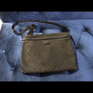Authentic Gucci messenger bag